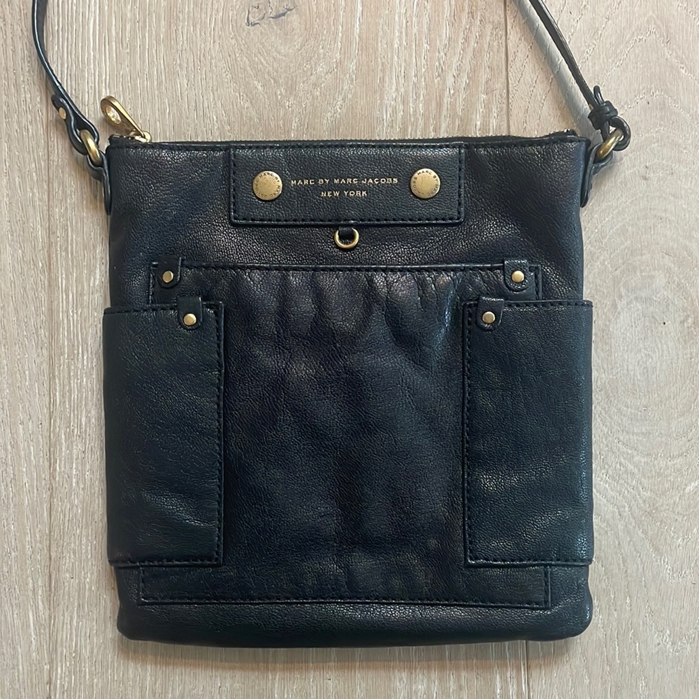 Marc Jacobs cross body